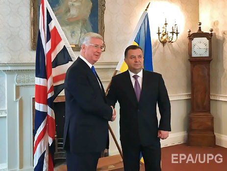 ﻿Полторак зустрівся з міністром оборони Великобританії Феллоном