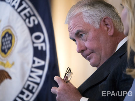 Тиллерсон заявил, что Трамп несколько раз говорил Путину о российском вмешательстве в американские выборы