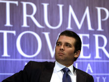 Сын Трампа встречался с российским адвокатом, чтобы получить компромат на Клинтон &ndash; СМИ