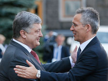 Россия продолжает свои агрессивные действия против Украины, но НАТО и страны &ndash; члены Альянса на вашей стороне &ndash; Столтенберг