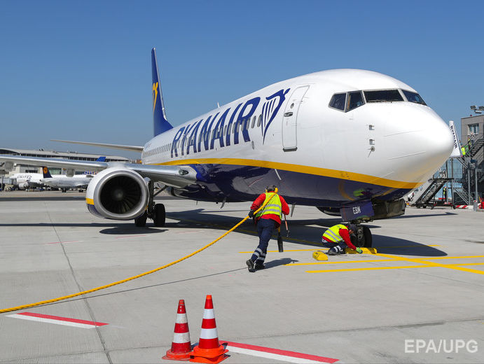 ﻿У Ryanair призупинили онлайн-продаж квитків на рейси з України і до України