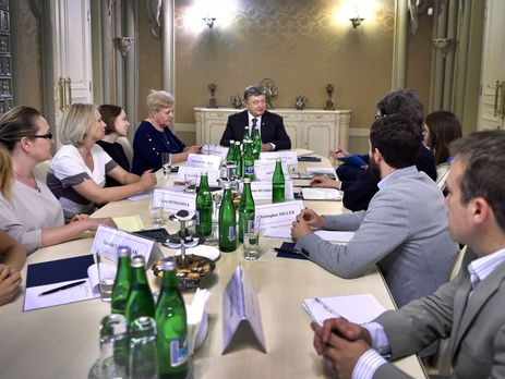 Порошенко встретился с семьей Шеремета и представителями Комитета защиты журналистов