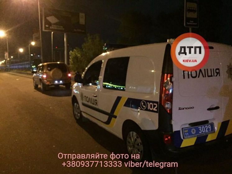 ﻿На Дніпровській набережній у Києві сталася стрілянина, є постраждалий