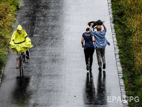 ﻿В Україні оголосили штормове попередження
