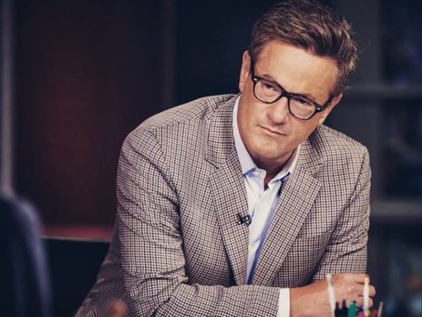 Американский телеведущий, которого Трамп обозвал 