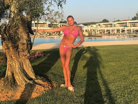 Волочкова показала упражнения для растяжки