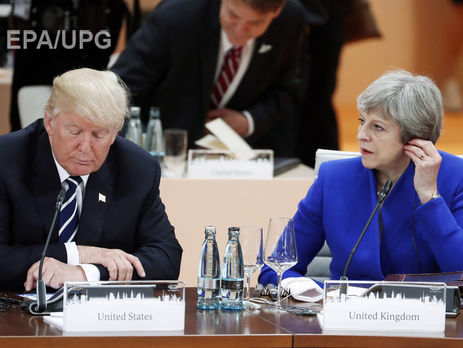 Трамп заявил Мэй, что не приедет в Великобританию, пока не убедится, что его там хорошо примут
