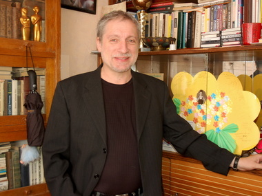 Евгений Медреш, психотерапевт: Украина болеет. Её тошнит, глаза слезятся, давление скачет