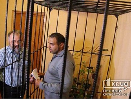 В Кривом Роге под залог в 400 тыс. грн выпустили стрелявшего в журналиста волонтера-инструктора