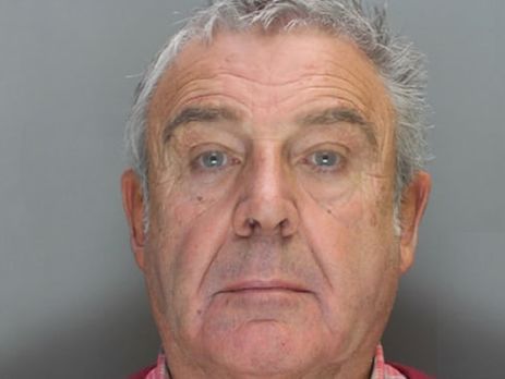 ﻿Екс-продюсера серіалу 