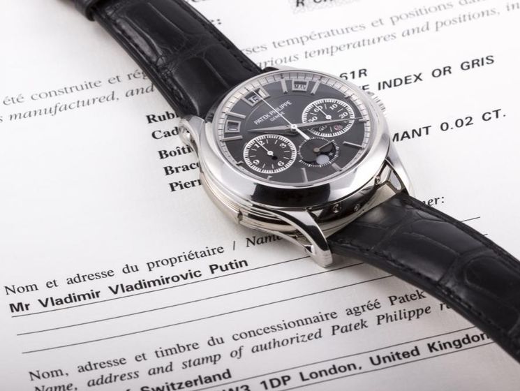 "Часы Путина" на аукционе в Монако продали за €1,054 млн