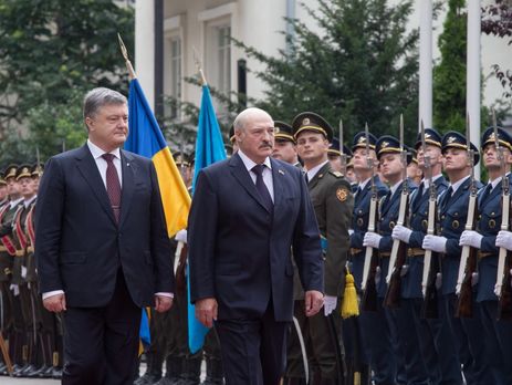 Порошенко заявил, что ждет от переговоров с Лукашенко согласования дорожной карты сотрудничества между странами