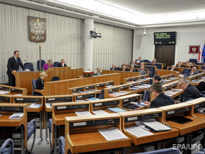 ﻿Сенат Польщі ухвалив без поправок законопроект про реформу Верховного суду