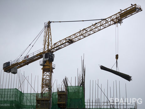 ﻿У Китаї внаслідок падіння крана загинуло семеро людей