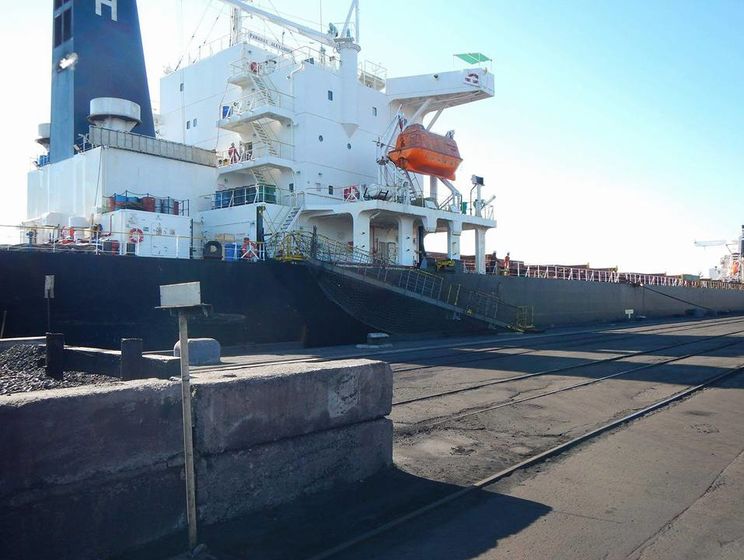 ﻿У порт Одеси прибуло судно з вугіллям із ПАР