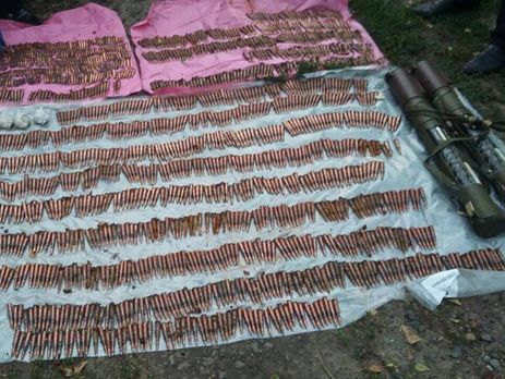 ﻿У Київській області в покинутому будинку виявили арсенал боєприпасів