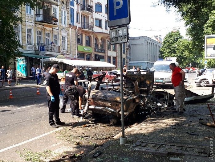 В Одессе взорвался автомобиль