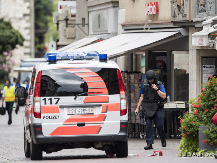 ﻿Напад із бензопилою в Швейцарії здійснив неврівноважений чоловік без визначеного місця проживання – поліція