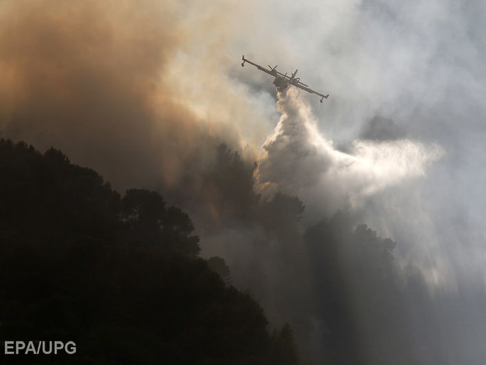 На юге Франции из-за лесных пожаров проводится эвакуация 