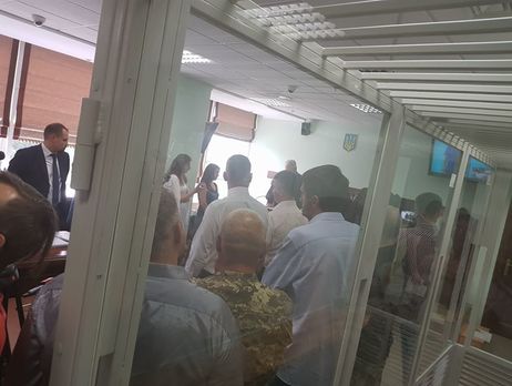 ﻿Справа Львівського бронетанкового заводу: Генерала Мельника суд відпустив на поруки нардепів Тетерука і Берези