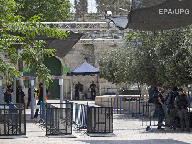 ﻿Кабінет безпеки Ізраїлю вирішив прибрати металодетектори на вході на Храмову гору в Єрусалимі