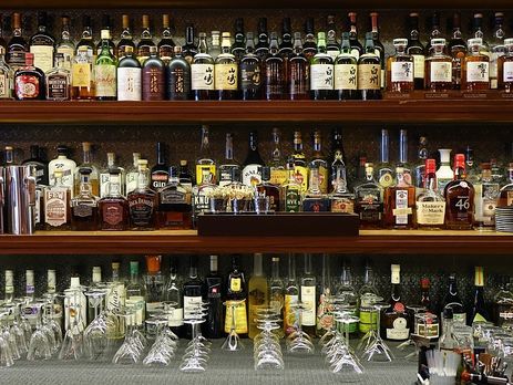 Суд подтвердил законность решения Киевсовета о запрете на продажу алкоголя ночью