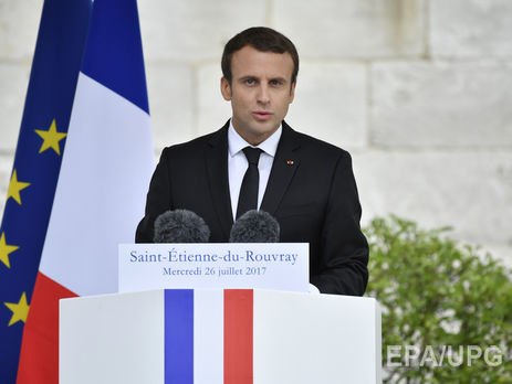 Российские разведчики с помощью Facebook пытались шпионить за кампанией Макрона – Reuters