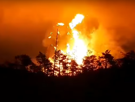 ﻿У Росії вибухнув газопровід: висота полум'я сягнула 60 метрів. Відео