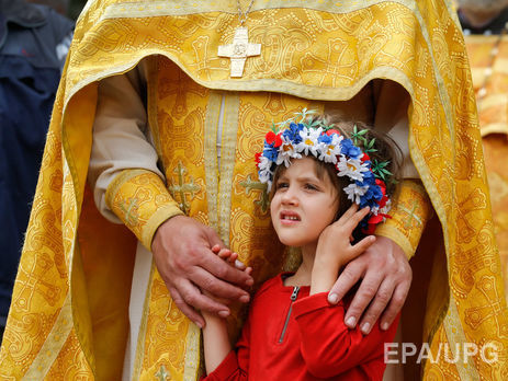 В Киеве УПЦ КП провела крестный ход к памятнику князю Владимиру. Фоторепортаж