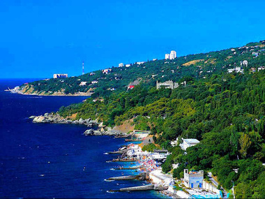 Украинцам разрешат работать на крымских курортах