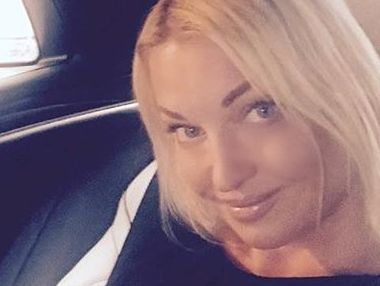 Волочкова показала грудь без бюстгальтера