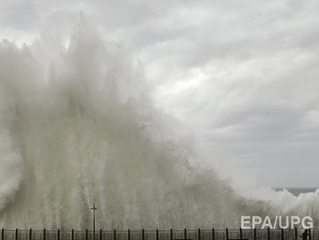 Сухогруз, потерпевший крушение недалеко от оккупированного Крыма, ушел под воду