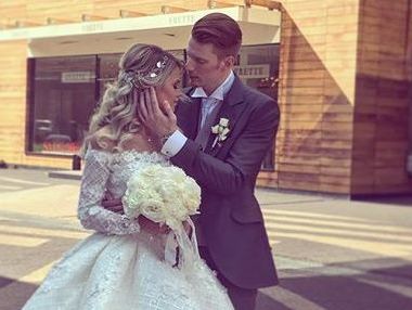 Пресняков и Краснова исполнили танец молодоженов в воздухе