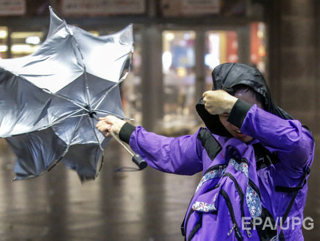 На Тайвани в результате тайфуна пострадали 83 человека. Фоторепортаж