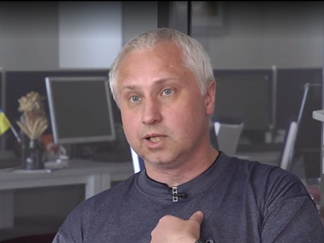 Освобожденный из плена боевиков судья Руденко: Одевают мешок на голову, поливают водой, бьют электротоком – это называется 