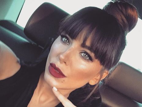 Ани Лорак и Брежнева надели платья-комбинации