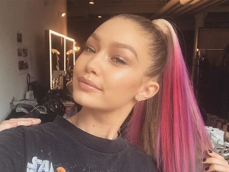 Джиджи Хадид в одеяле и чулках позировала на съемках для Missoni