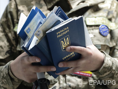 В Украине ежедневно оформляют около 22 тыс. паспортов – Госмиграционная служба
