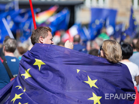 ﻿56% жителів Європейського союзу оптимістично дивляться на майбутнє організації – опитування