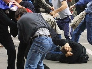 В Харькове во время столкновений пострадали два сотрудника милиции
