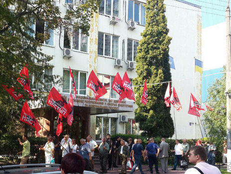 Профсоюзы сорвали заседание Нацкомиссии и не дали принять решение о введении абонплаты за газ
