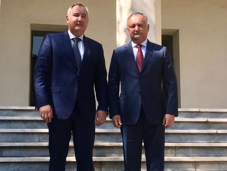Вице-премьер России Рогозин, объявленный персоной нон грата в Молдове, встретился с Додоном в Иране