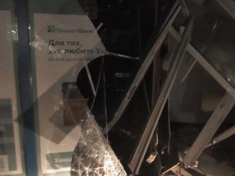 В Харькове водитель Audi въехал в здание 