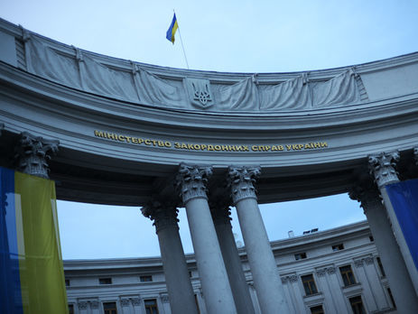 Консульство поддерживает постоянный контакт с 11 задержанными украинскими моряками в Испании – МИД