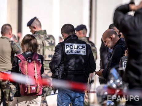 ﻿Наїзд автомобіля на піцерію під Парижем не був терактом – МВС Франції