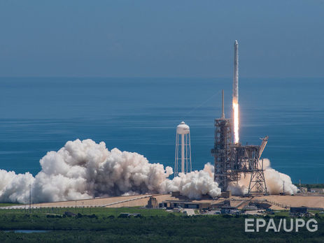 ﻿SpaceX успішно запустила космічну вантажівку Dragon до МКС за допомогою ракети-носія Falcon 9