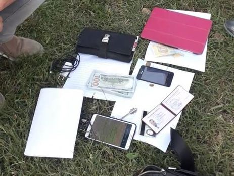 ГПУ совместно с СБУ задержала за взятку начальника отделения Нацполиции в Киеве