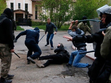 Милиция задержала восемь участников столкновений в Донецке