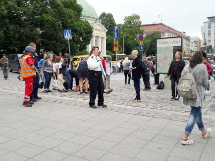 В Финляндии неизвестные с ножами напали на прохожих, один нападавший задержан
