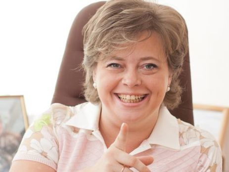 Мостовая: Я хочу сбежать, но останусь. Потому что темнее всего перед рассветом. А я знаю, что он начнется еще в этом десятилетии